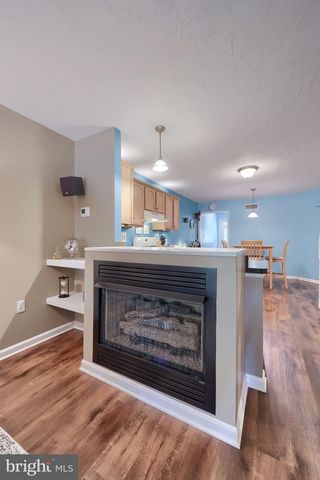 111 SILVER SCREEN DR, York, PA 17402