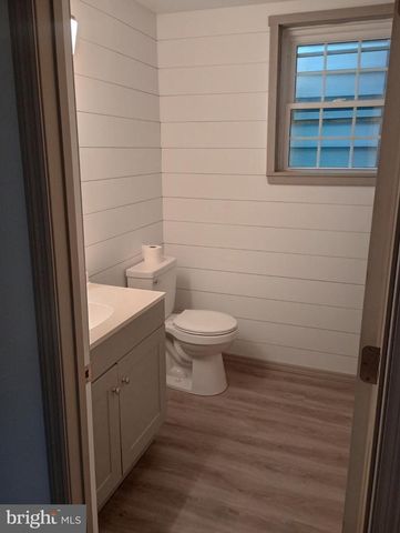 732 W 6TH ST, Lewistown, PA 17044