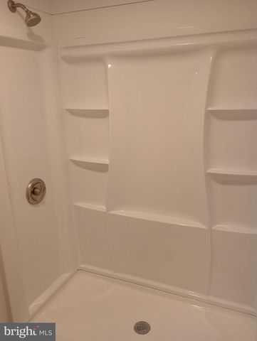 732 W 6TH ST, Lewistown, PA 17044