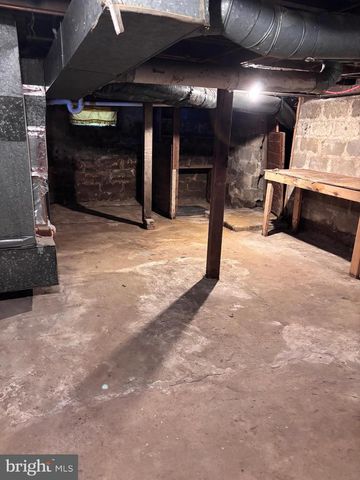 732 W 6TH ST, Lewistown, PA 17044