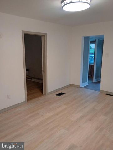 732 W 6TH ST, Lewistown, PA 17044