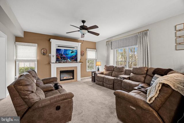 4 MILL RUN CT, Medford, NJ 08055