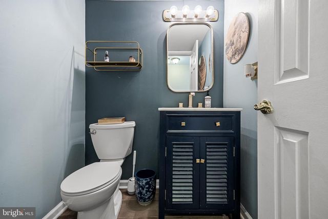 4 MILL RUN CT, Medford, NJ 08055