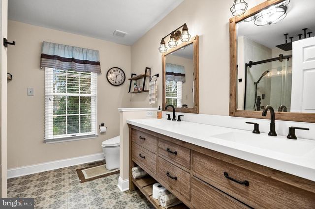 4 MILL RUN CT, Medford, NJ 08055