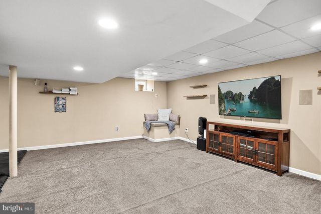 4 MILL RUN CT, Medford, NJ 08055