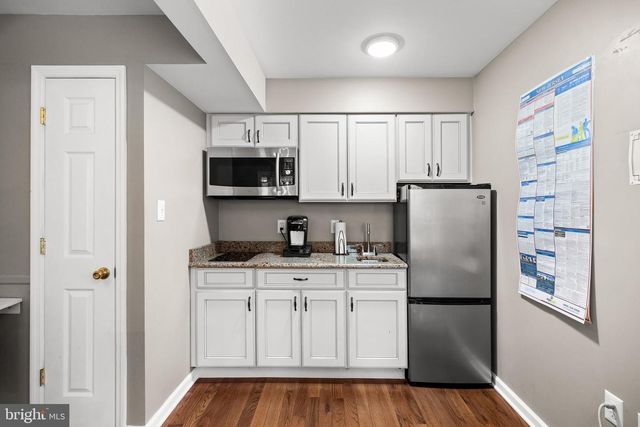 4 MILL RUN CT, Medford, NJ 08055