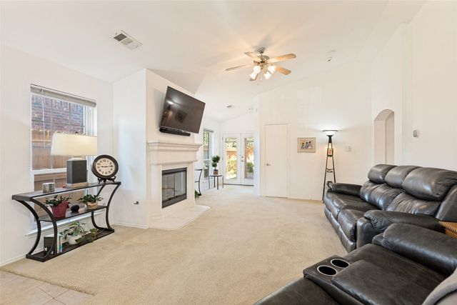 6509 Regina Drive, Fort Worth, TX 76131