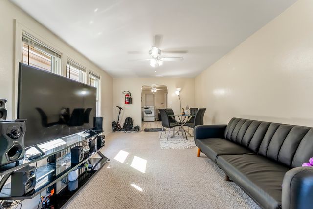 2618 N 73rd Avenue, Elmwood Park, IL 60707