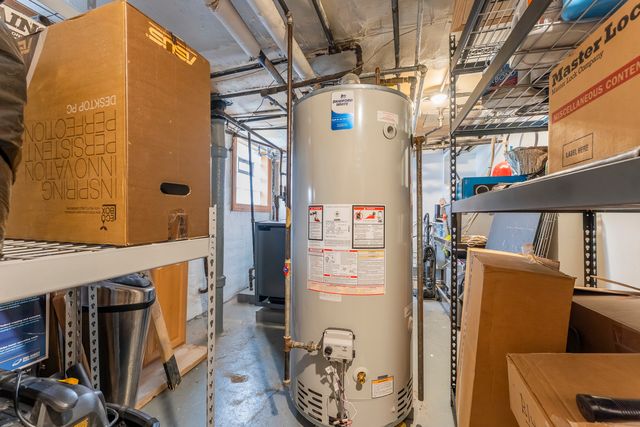 2618 N 73rd Avenue, Elmwood Park, IL 60707