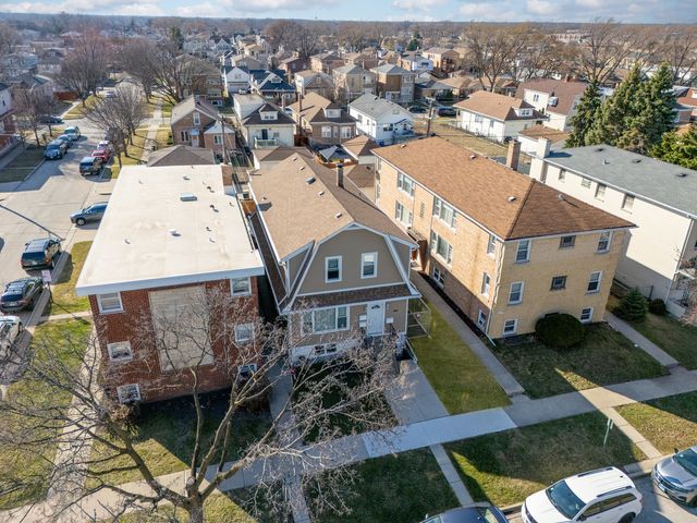 2618 N 73rd Avenue, Elmwood Park, IL 60707