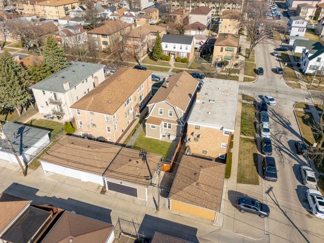 2618 N 73rd Avenue, Elmwood Park, IL 60707