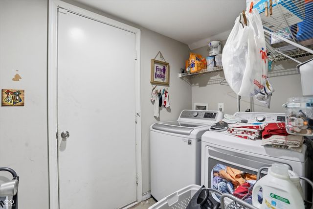 2219 Rolling Oak Drive, Indianapolis, IN 46214