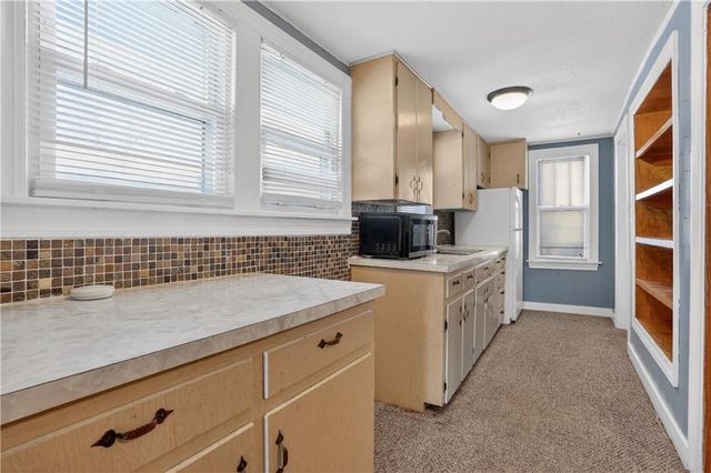 1926 S Hardy Avenue, Independence, MO 64052