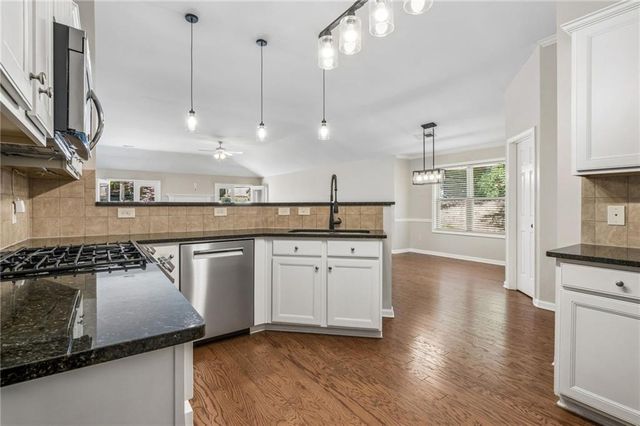 164 Bakers Farm Circle, Braselton, GA 30517