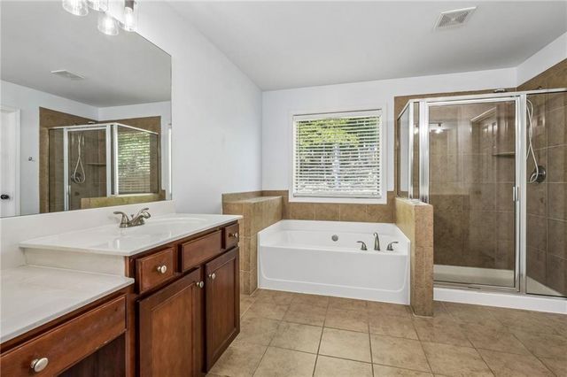 164 Bakers Farm Circle, Braselton, GA 30517