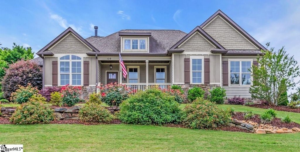 109 Sawbriar Court, Travelers Rest, SC 29690