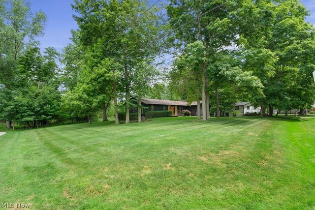 409 Whittlesey Drive, Tallmadge, OH 44278