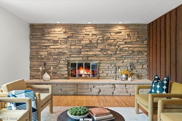 409 Whittlesey Drive, Tallmadge, OH 44278