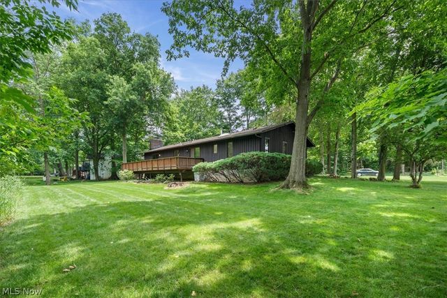 409 Whittlesey Drive, Tallmadge, OH 44278
