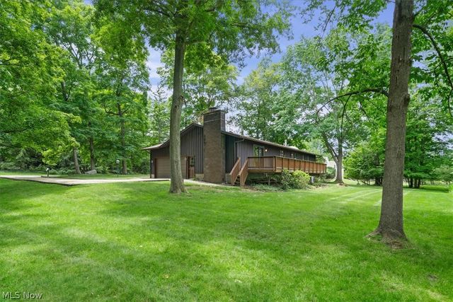 409 Whittlesey Drive, Tallmadge, OH 44278