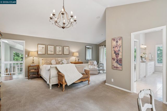 136 Hillcroft Way, Walnut Creek, CA 94597