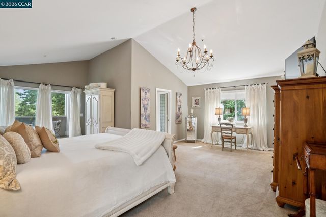 136 Hillcroft Way, Walnut Creek, CA 94597
