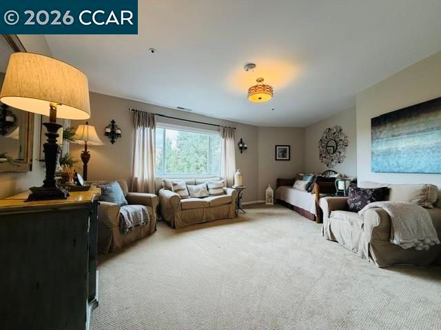 136 Hillcroft Way, Walnut Creek, CA 94597