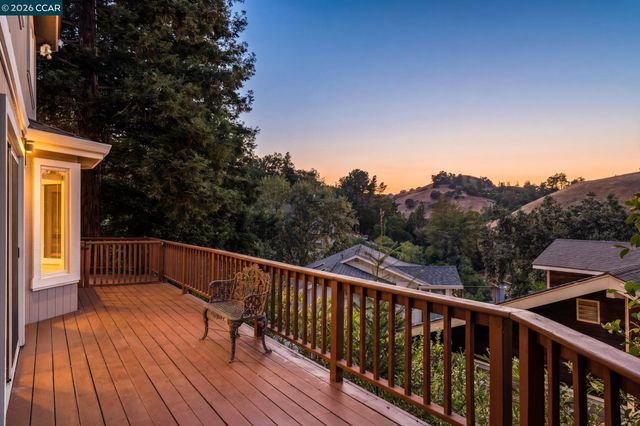 136 Hillcroft Way, Walnut Creek, CA 94597