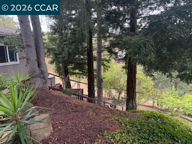 136 Hillcroft Way, Walnut Creek, CA 94597