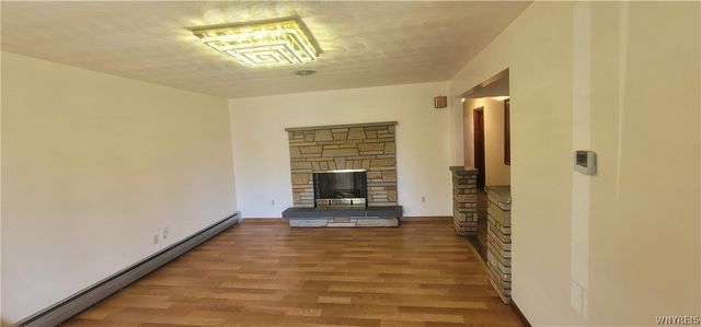2494 Forest Avenue, Niagara Falls, NY 14301