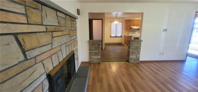 2494 Forest Avenue, Niagara Falls, NY 14301