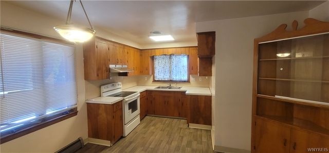 2494 Forest Avenue, Niagara Falls, NY 14301