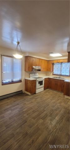 2494 Forest Avenue, Niagara Falls, NY 14301