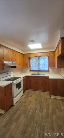 2494 Forest Avenue, Niagara Falls, NY 14301