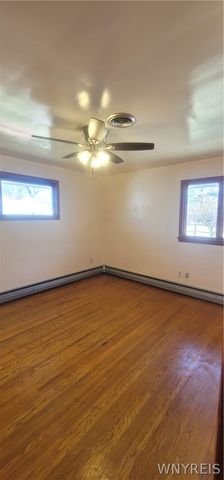 2494 Forest Avenue, Niagara Falls, NY 14301