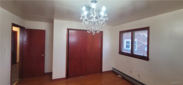 2494 Forest Avenue, Niagara Falls, NY 14301