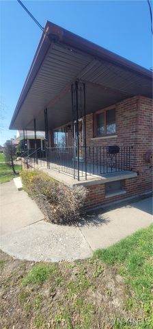 2494 Forest Avenue, Niagara Falls, NY 14301