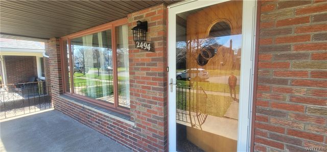2494 Forest Avenue, Niagara Falls, NY 14301