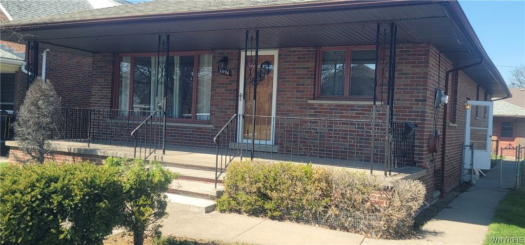 2494 Forest Avenue, Niagara Falls, NY 14301