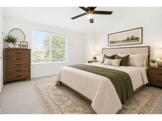 805 Summer Dr, Highlands Ranch, CO 80126