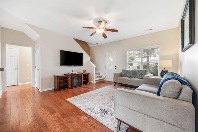 104 Fincham Dr., Little River, SC 29566