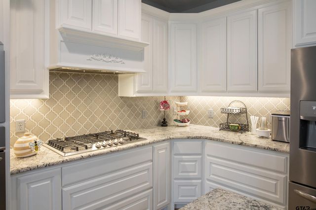 600 Corrigan Trails, Lindale, TX 75771