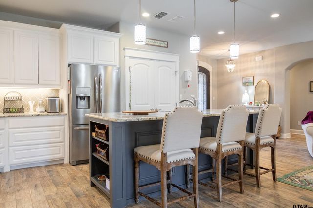 600 Corrigan Trails, Lindale, TX 75771