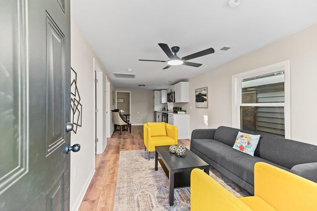 1978 Beech Avenue, North Charleston, SC 29405