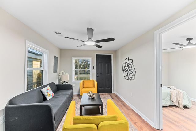 1978 Beech Avenue, North Charleston, SC 29405