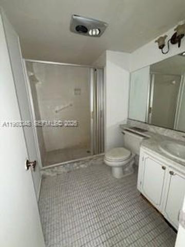 300 S Hollybrook Drive 203, Pembroke Pines, FL 33025
