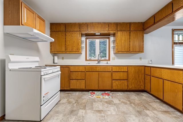 223 W Rotherwood Street, Ivanhoe, MN 56142