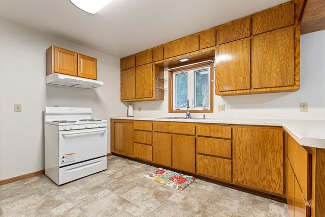 223 W Rotherwood Street, Ivanhoe, MN 56142
