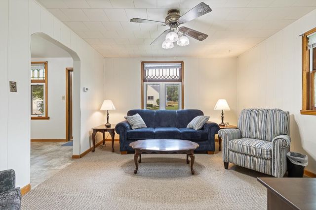 223 W Rotherwood Street, Ivanhoe, MN 56142