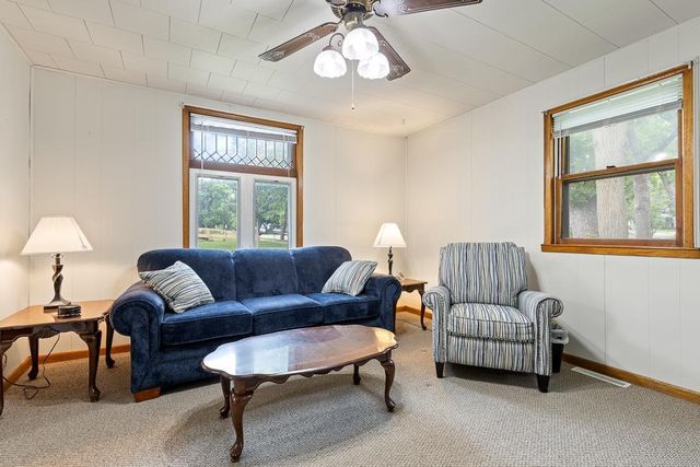 223 W Rotherwood Street, Ivanhoe, MN 56142
